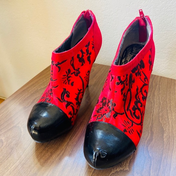 Dollhouse Red Velvety Man Made Material 3.5” Heels - Picture 3 of 7